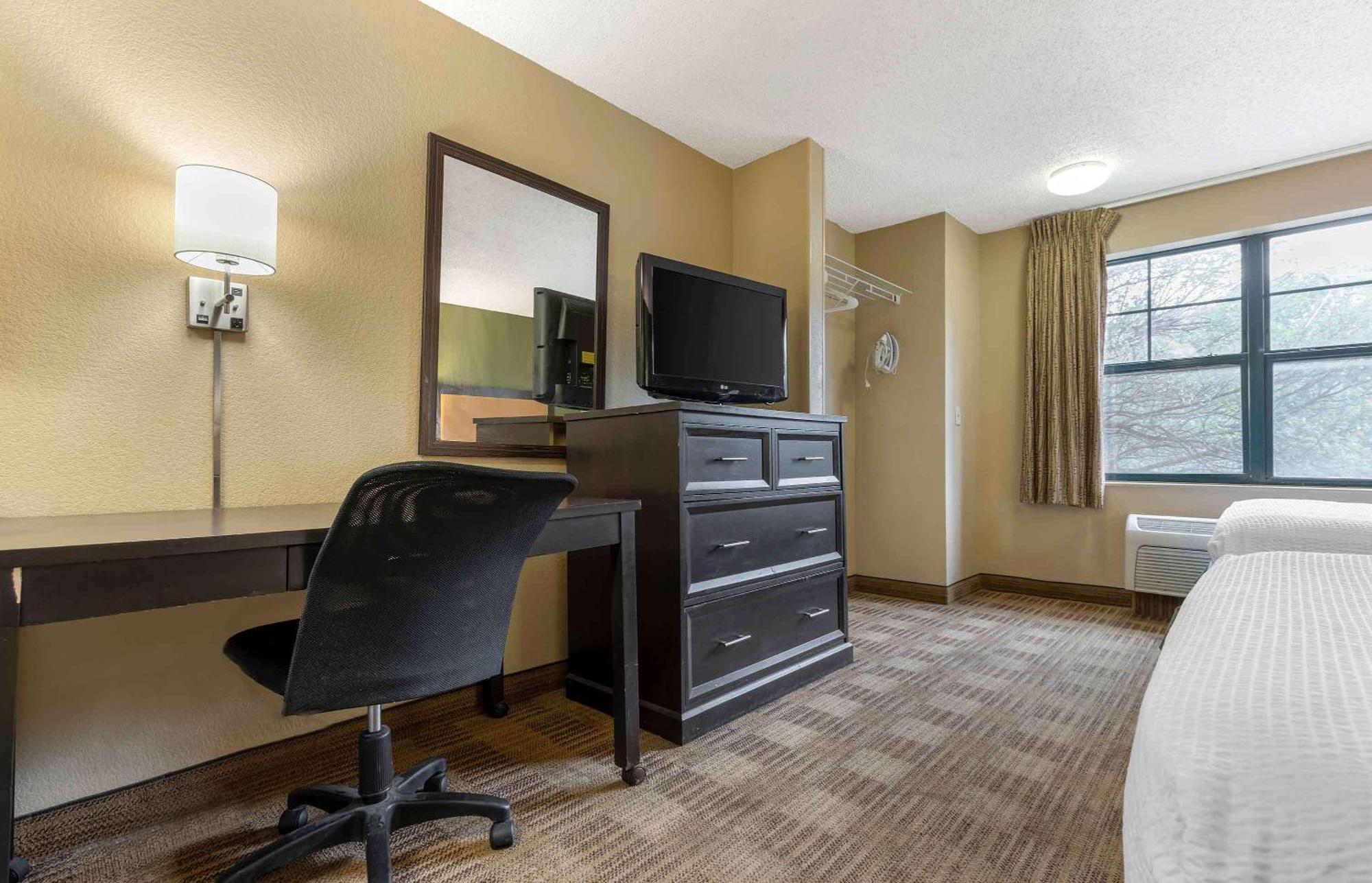 Extended Stay America Select Suites - Austin - Northwest - Lakeline Mall Bagian luar foto